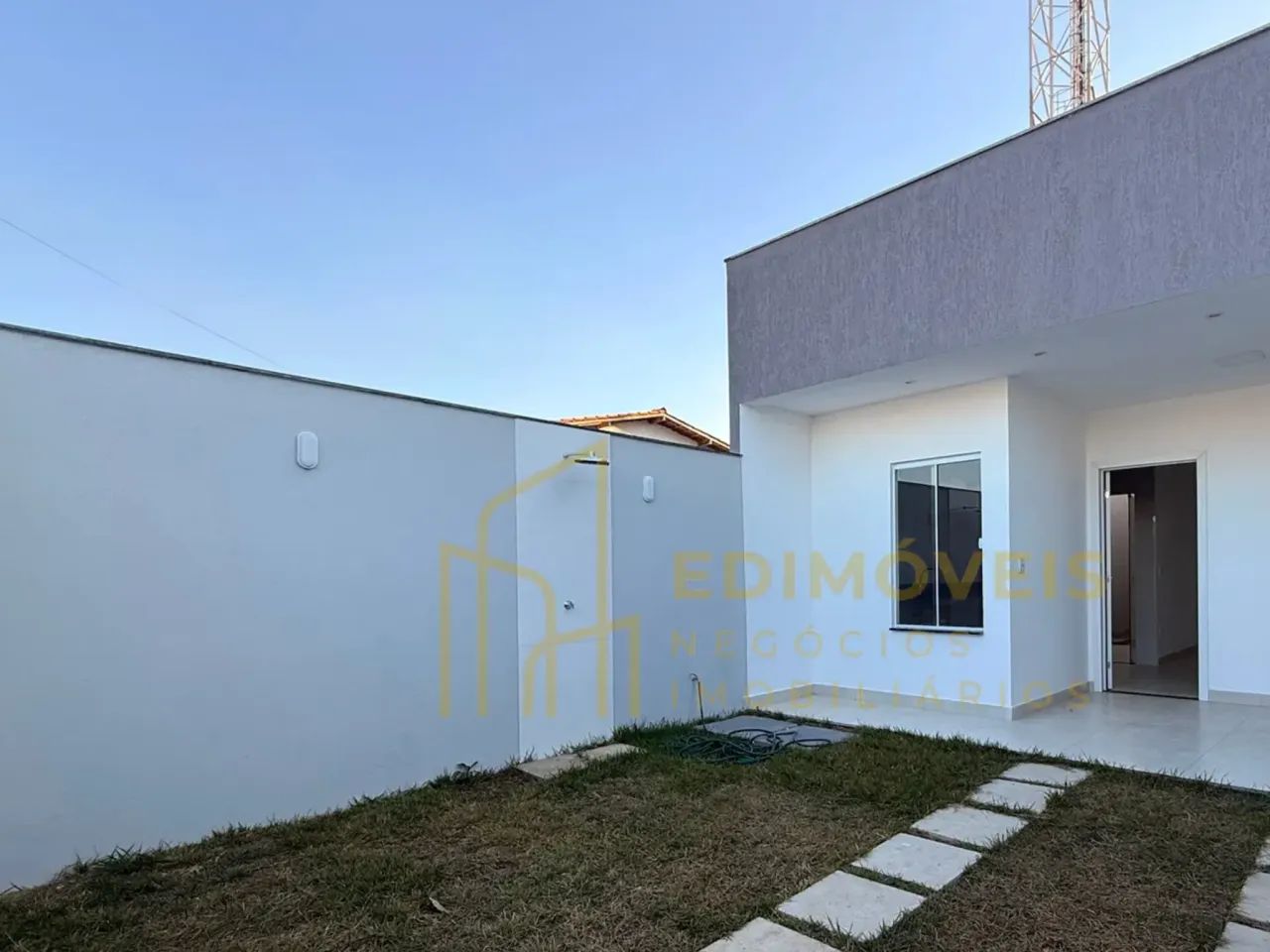 Exclusiva casa linear com 2 quartos em Campinho da Serra, pronta para morar! - Foto 3