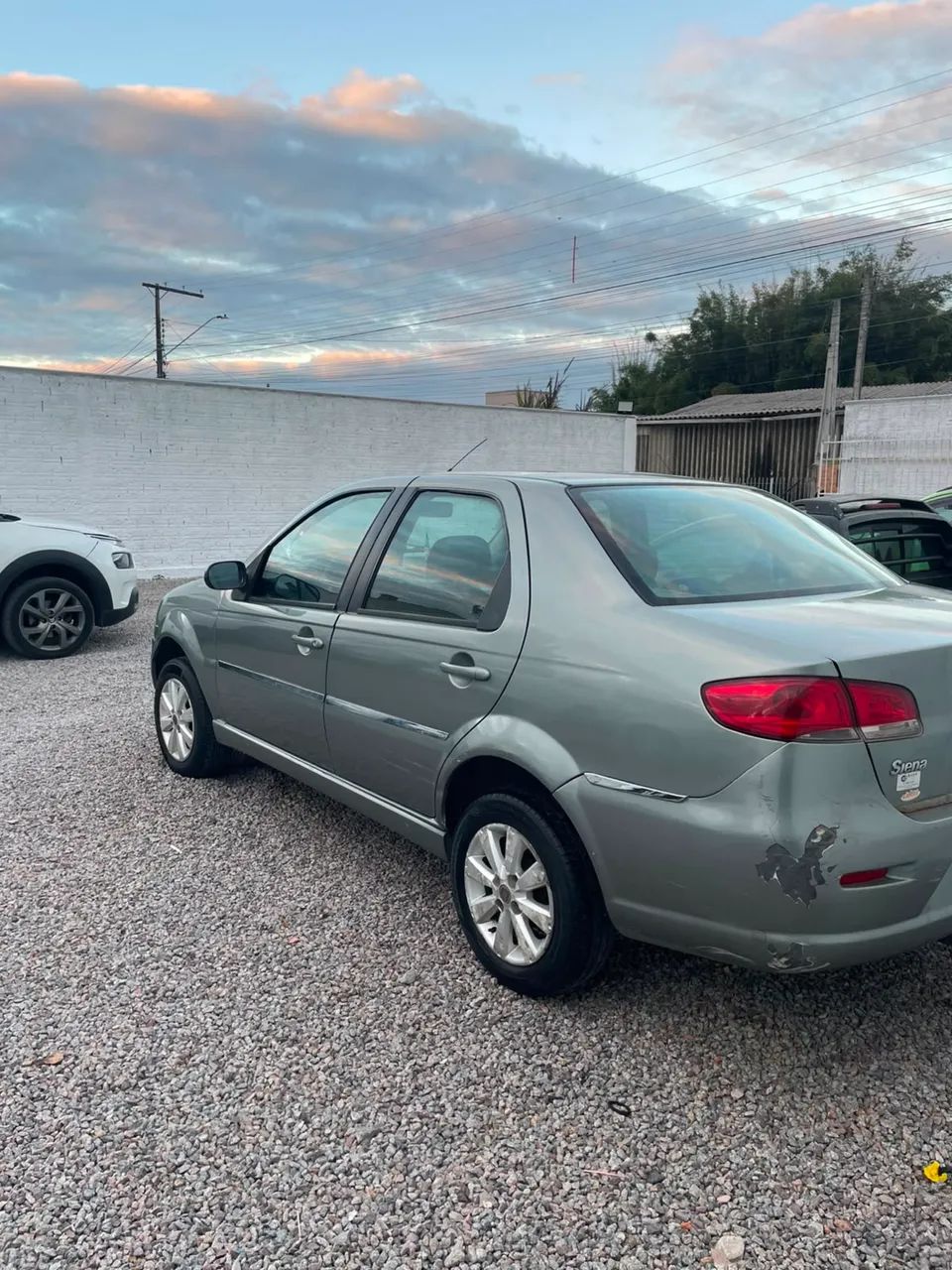 Fiat Siena EL Celeb. 1.4 MPI Fire Flex 8V 4P 2011 - Foto 4
