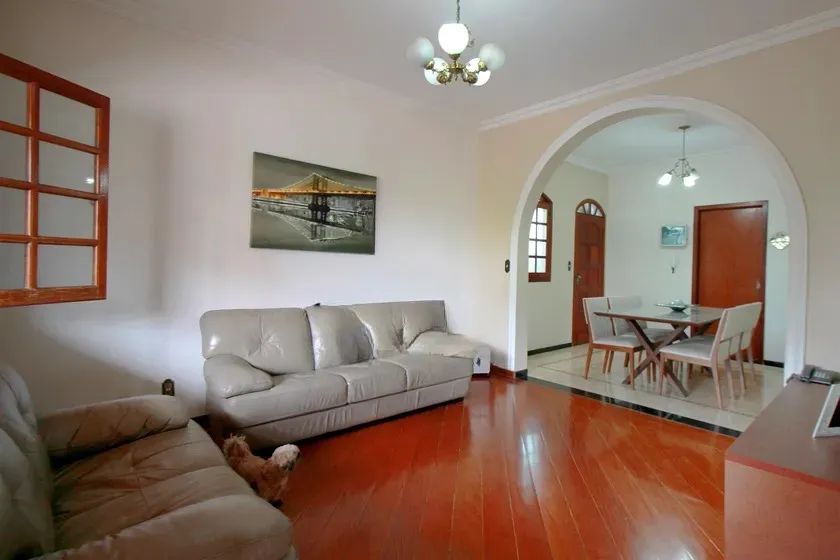 Casa à Venda - Pompéia, 5 Quartos, 300 m2 - Foto 2