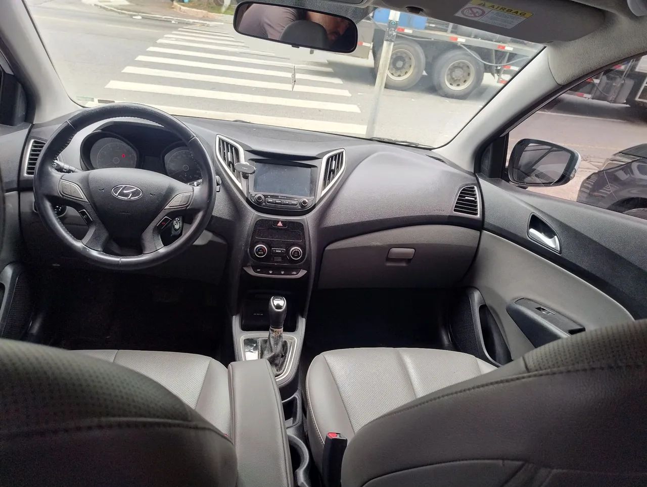 Hyundai HB20S Premium 1.6 Flex 16V Aut. 4p, foto 5 de 7