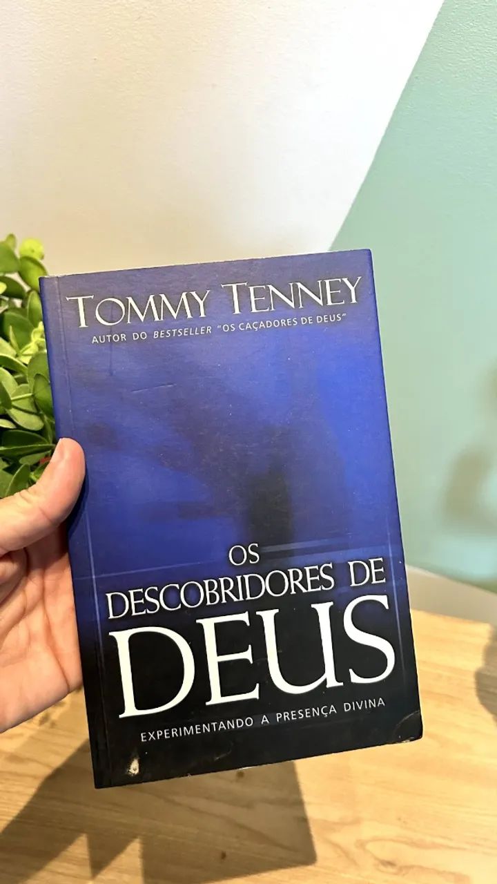 Os Descobridores De Deus