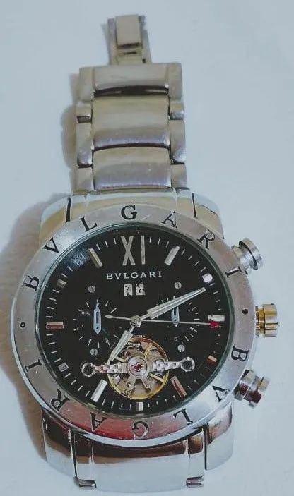 Relógio bvlgari