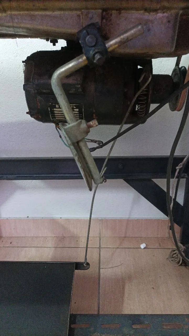 Máquina de Costura Industrial Completa - Foto 4