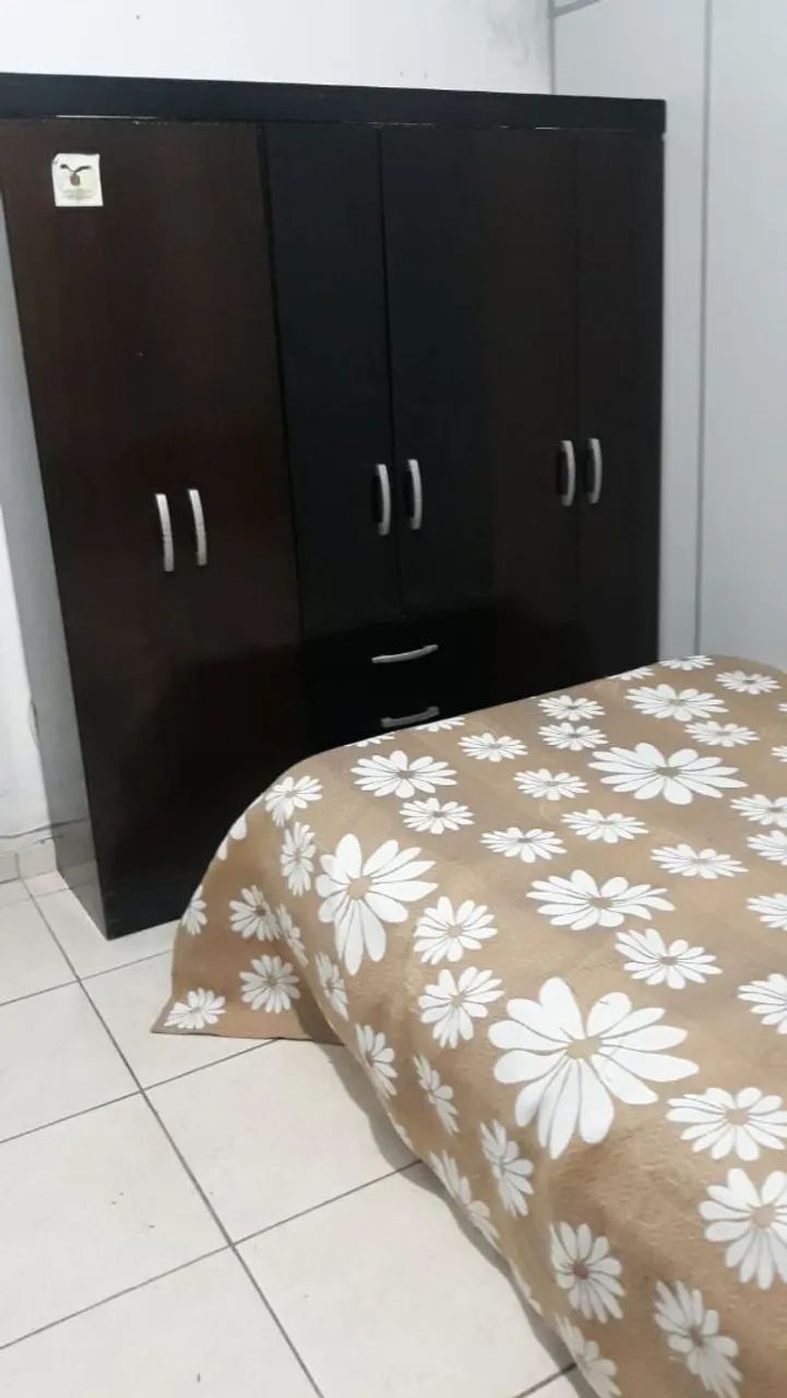 ALUGO QUARTO PARA MOÇAS *