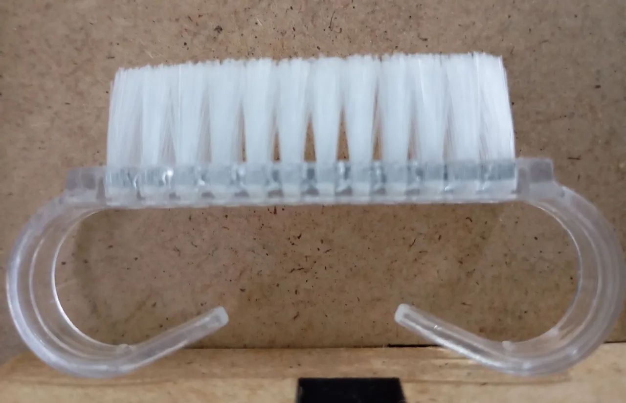 Pacote com 10 escovinhas de limpeza de unhas. - Foto 5