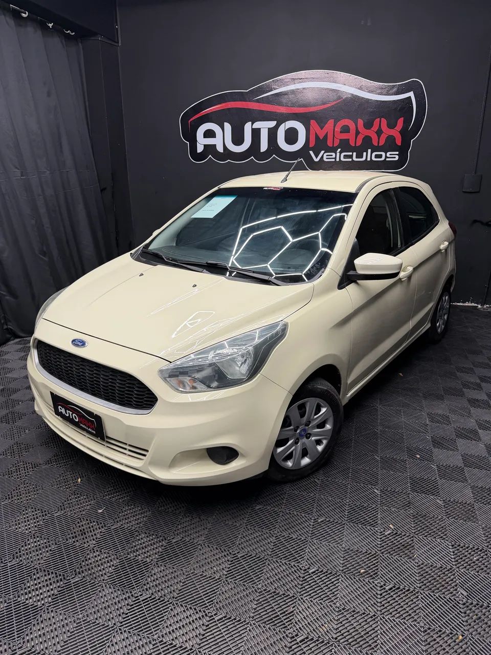 Ford Ka 1.0 SE/SE PLUS TIVCT FLEX 5P 2016