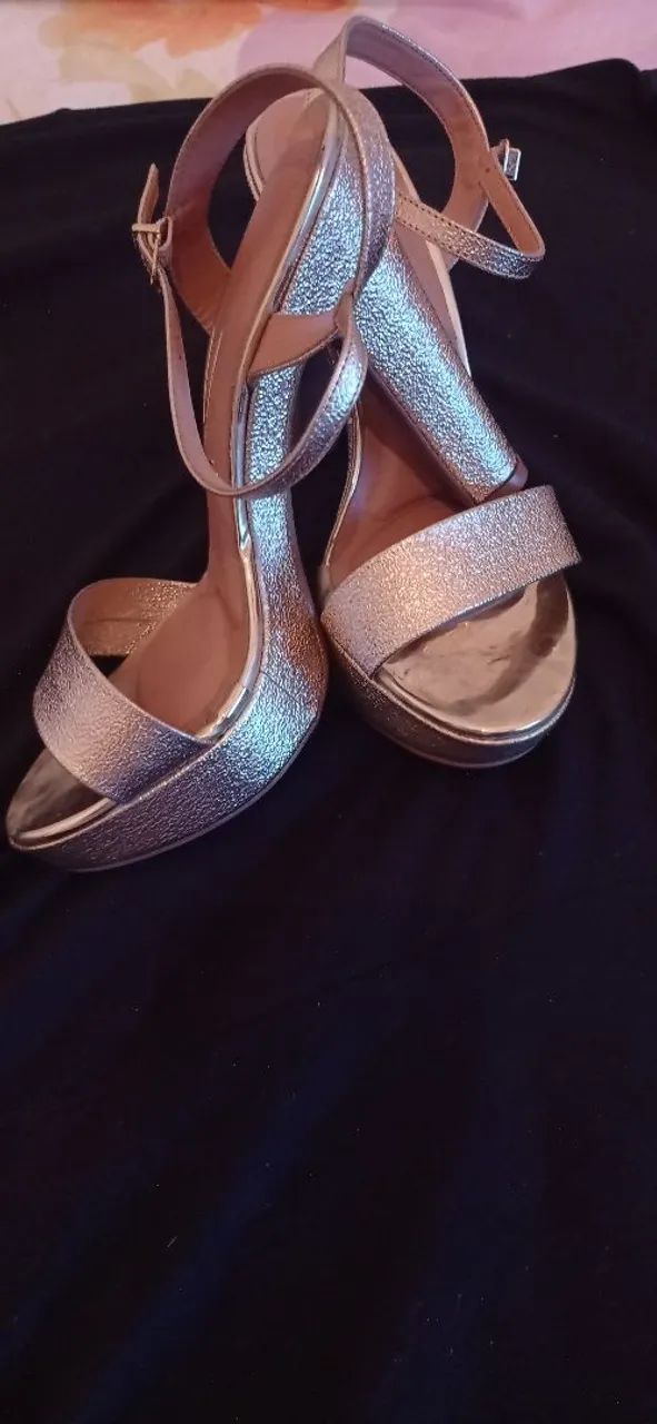 Sandália para festas 