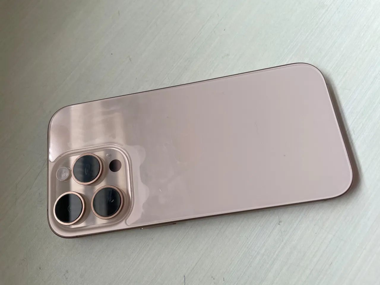 iPhone 16 pro 128gb - Foto 2
