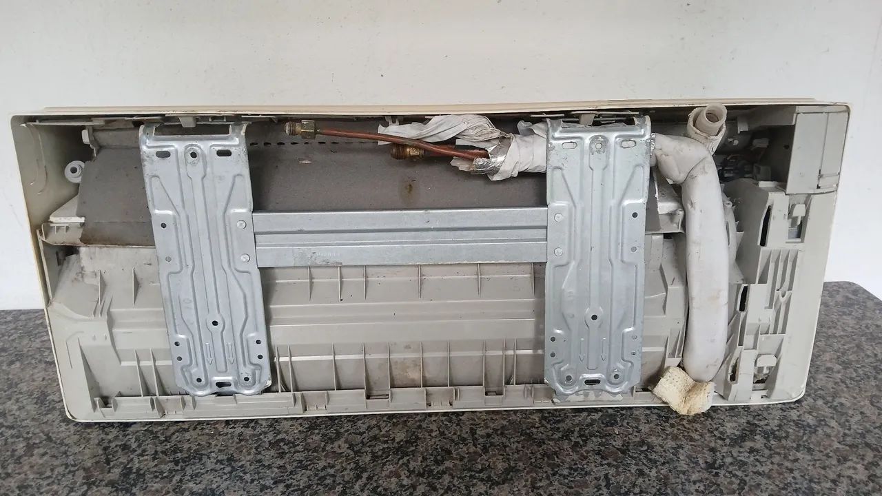 AR CONDICIONADO SPRINGER MIDEA 24 MIL BTUS  VALOR. 1.200 PRA SAIR RÁPIDO.  TEM NEGOCIAÇÃO  - Foto 4