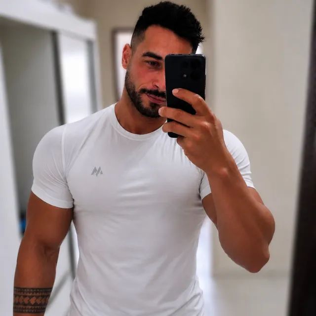 Augusto marido de aluguel 