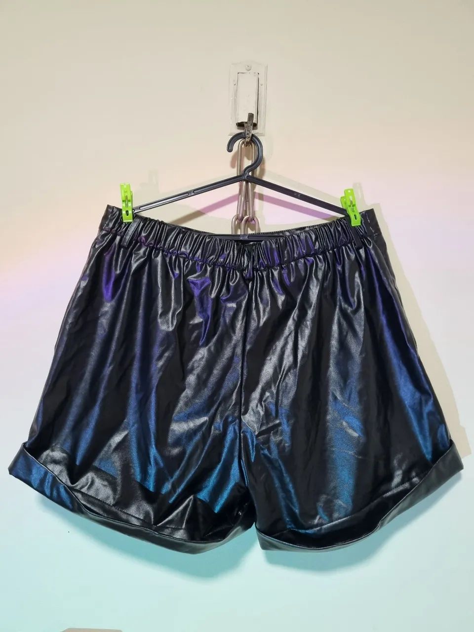 Shorts plus couro fake - Foto 2