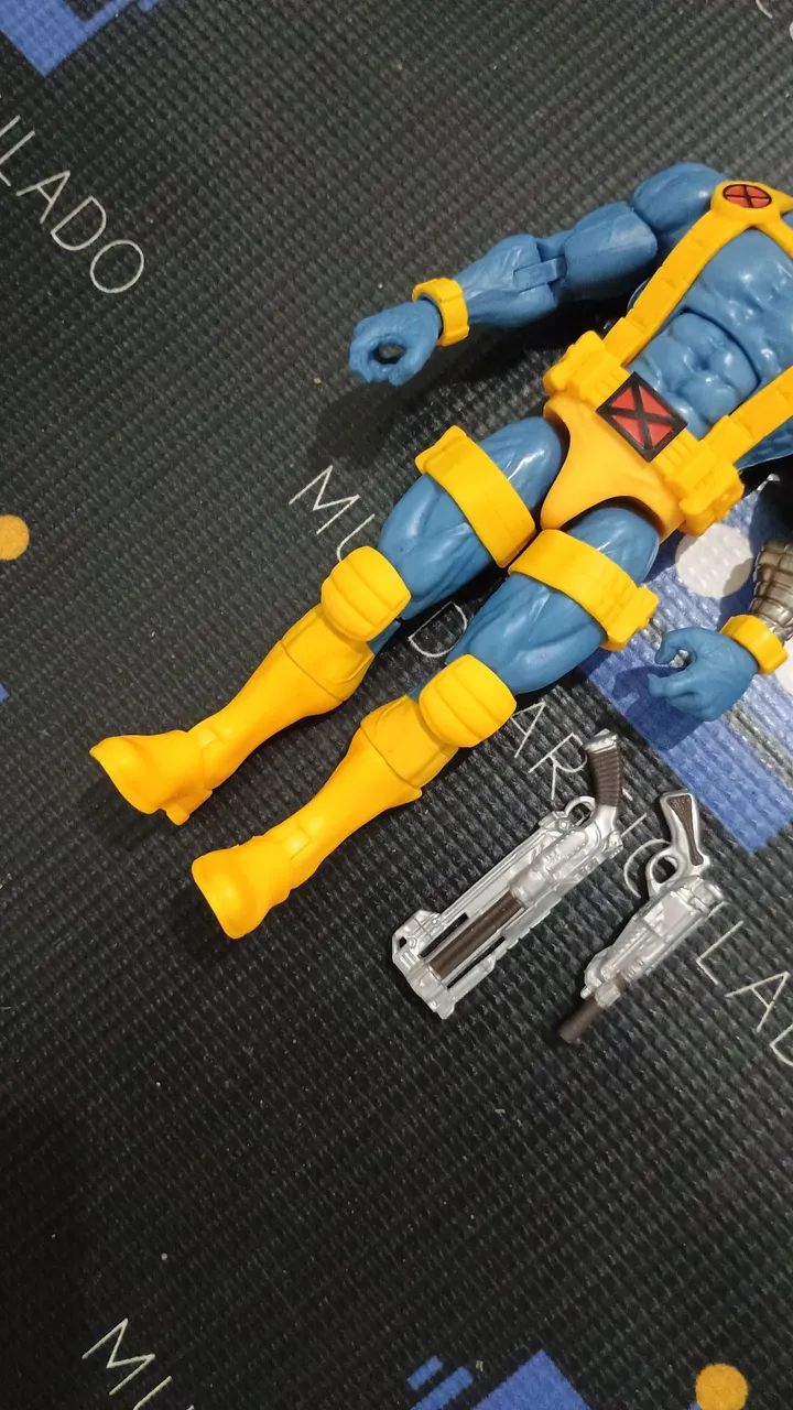 Cable Zabu Marvel Legends Hasbro Action Figure - Foto 2