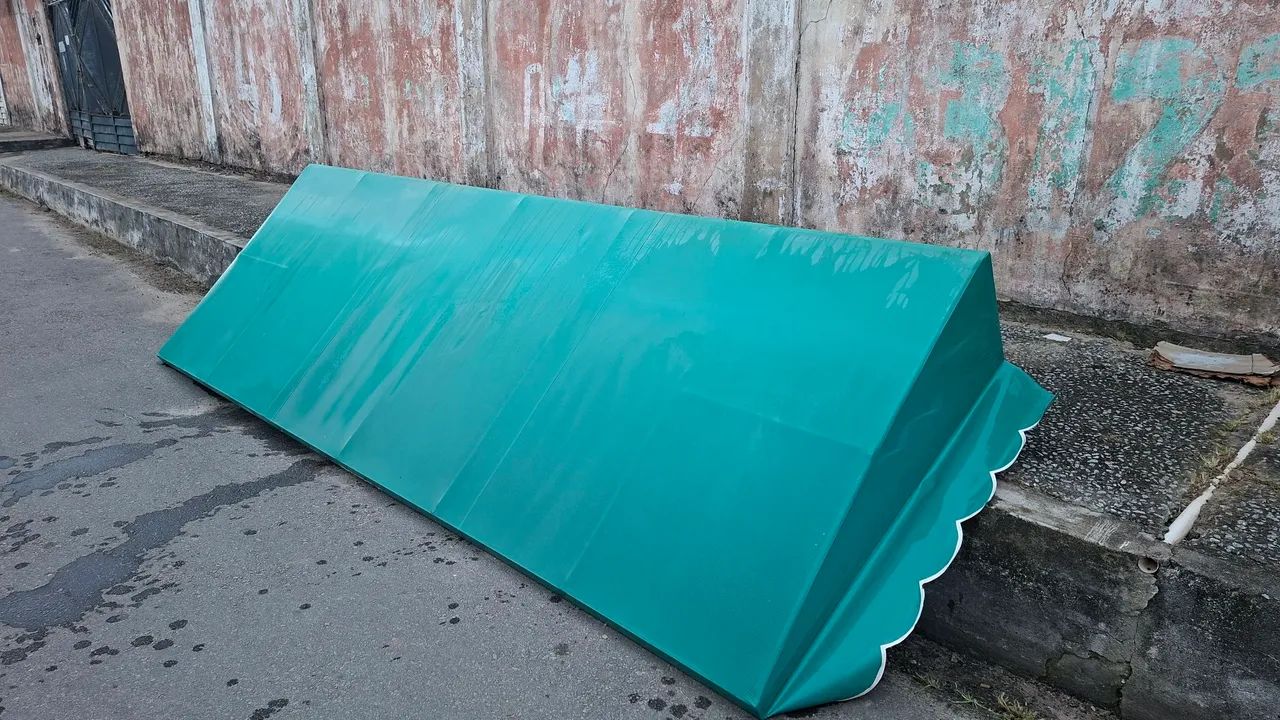 TOLDO DE ALUMÍNIO 