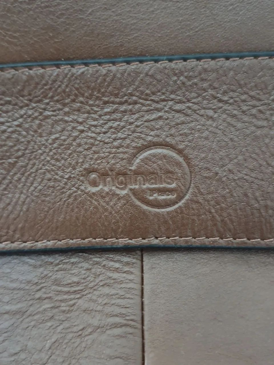 Bolsa transversal em couro para macbook da IPLACE  - Foto 2