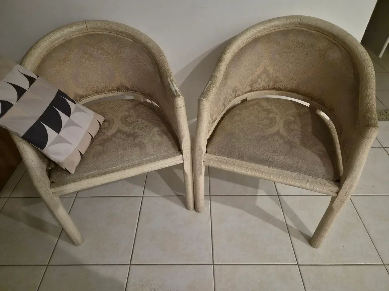Poltronas baratas - Foto 2