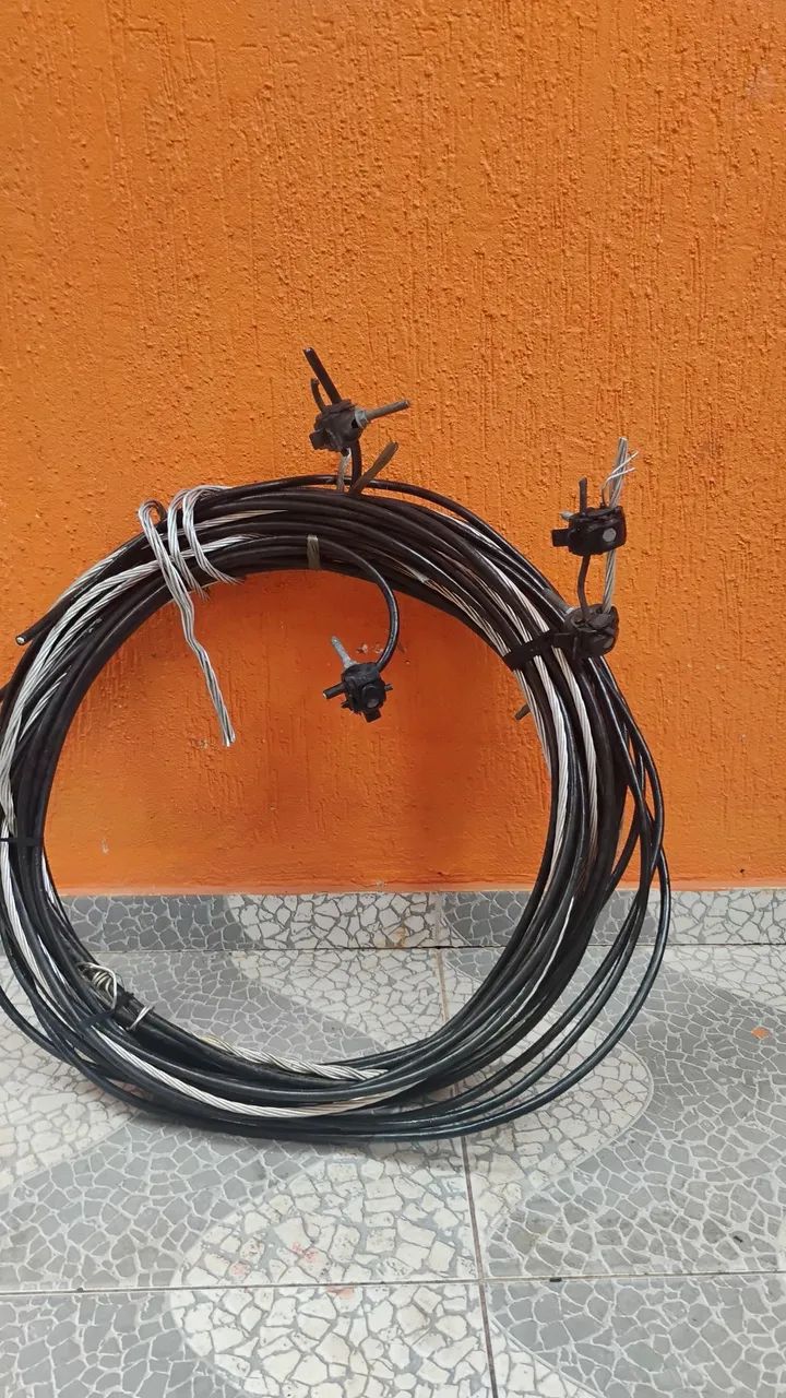 Three-phase Cable456503113842042880
