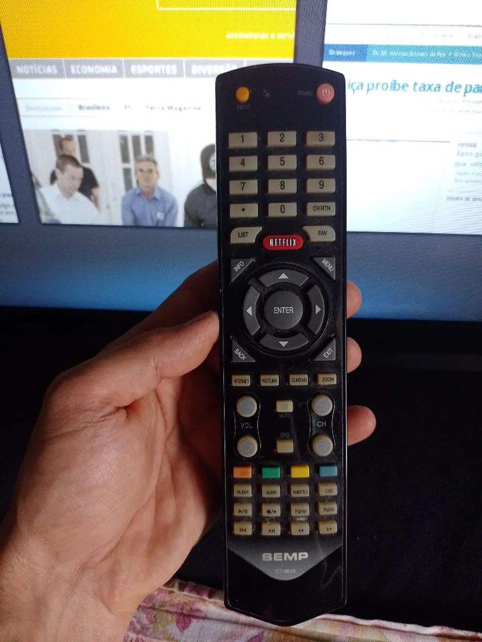 TV 40 SEMP TOSHIBA  - Foto 3