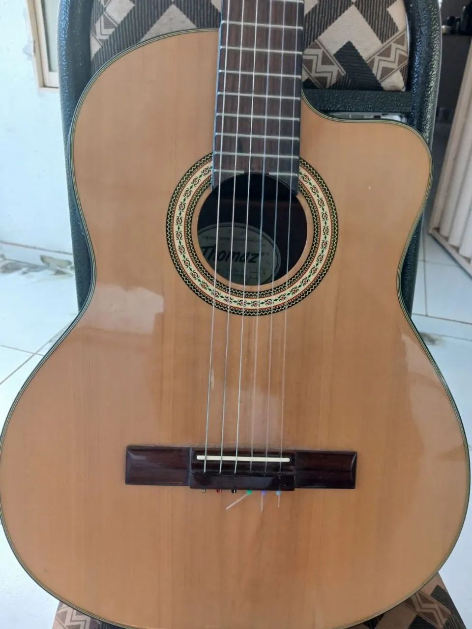 Violão á venda