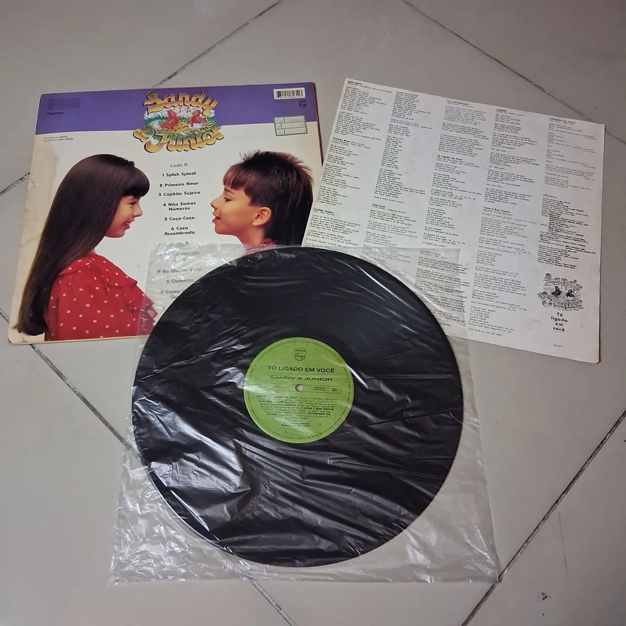 LP Vinil Sandy & Junior Sábado a noite / To ligado em você  - Foto 3