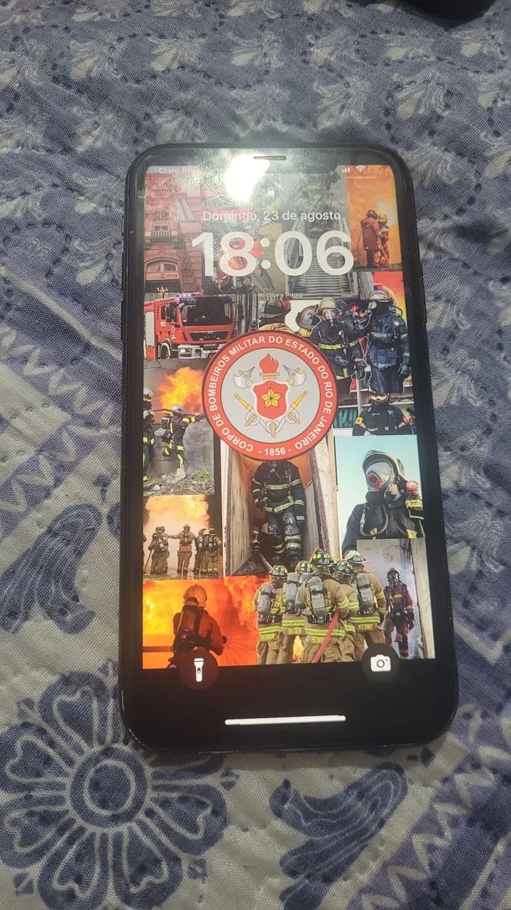 IPHONE XR 64GB