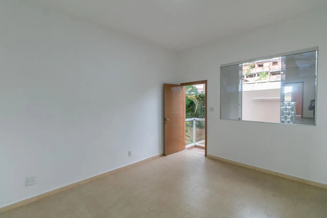 Casa à Venda - Heliópolis, 3 Quartos, 418 m2 - Foto 3