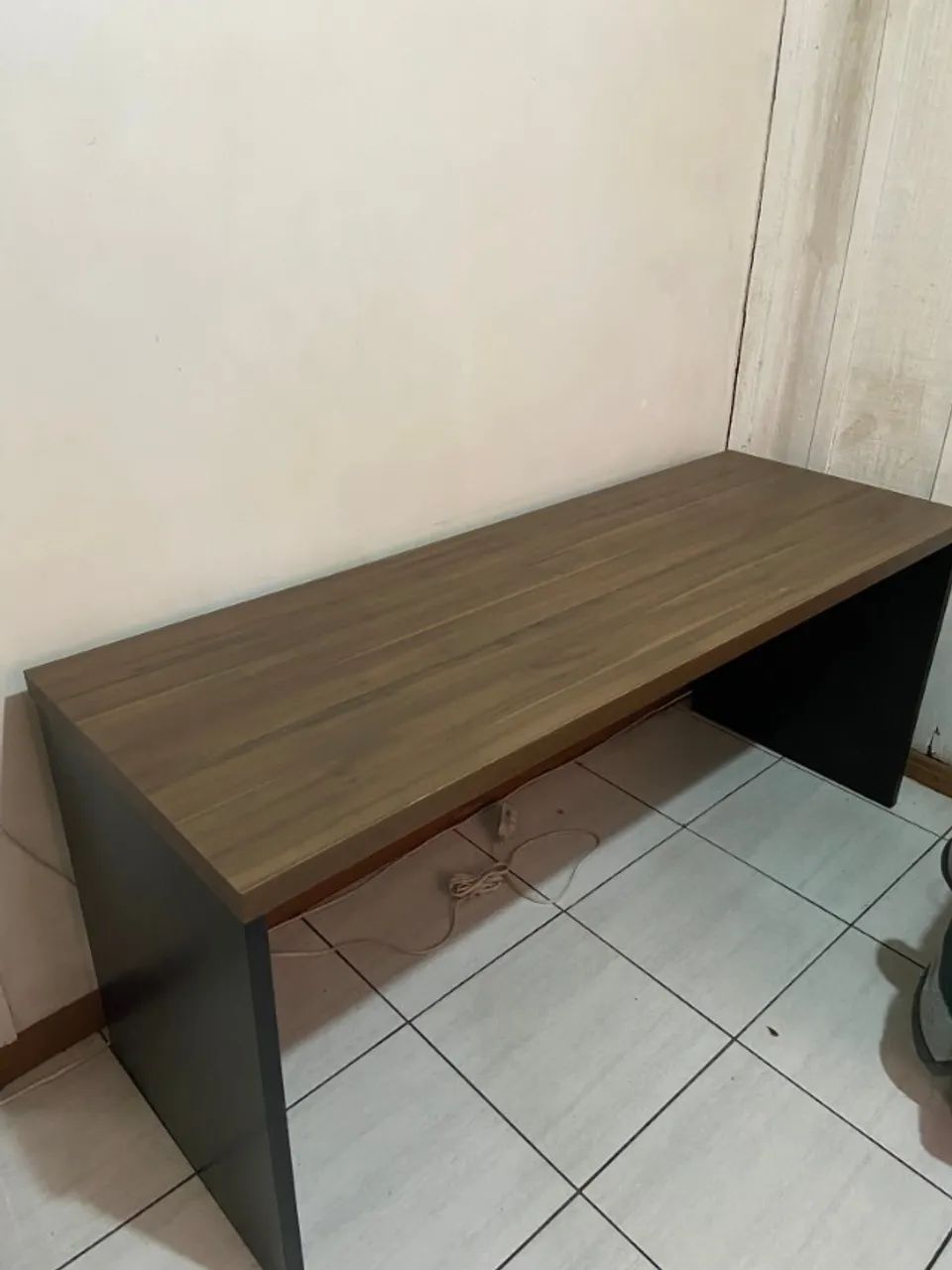 MESA EM MDF P/ESCRITORIO 