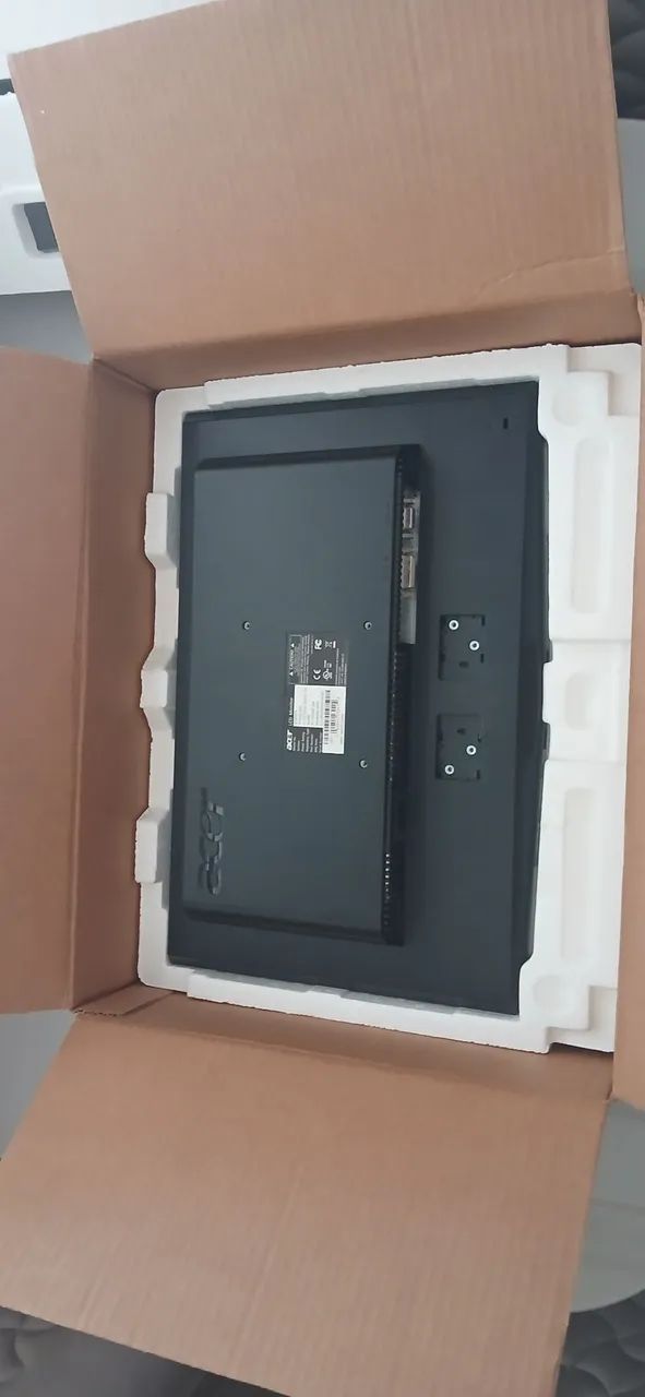 Monitor acer x193w polegadas 19  - Foto 4