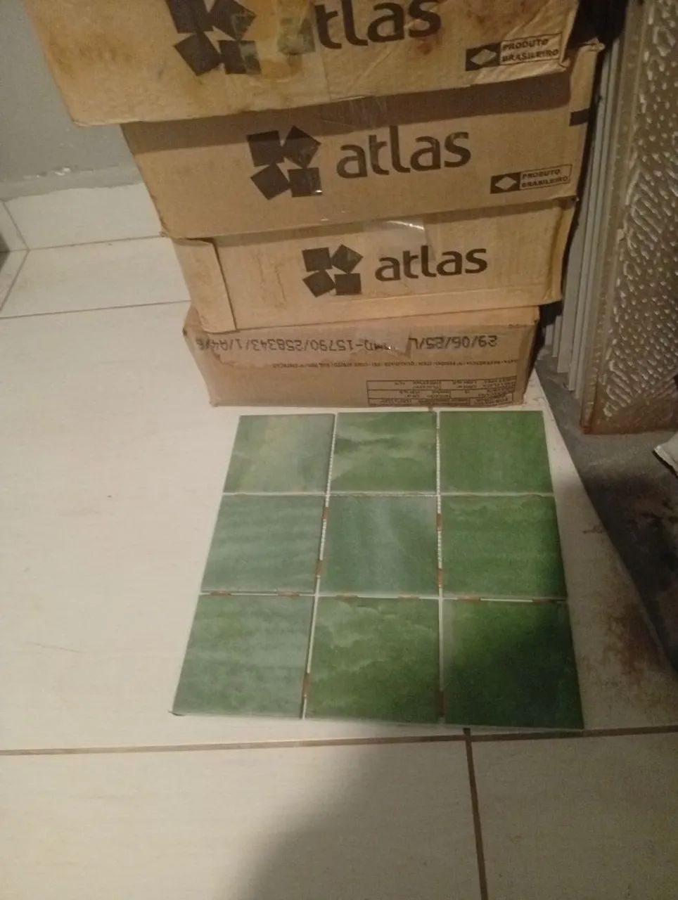 Revestimento pastilha 1° linha atlas9,80mt² 06 bolsas argamassa piso sobre piso - Foto 4