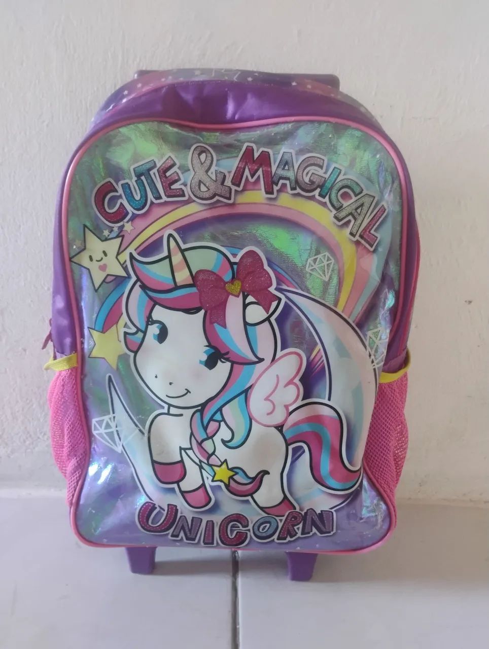 EXCELENTE MOCHILA INFANTIL 