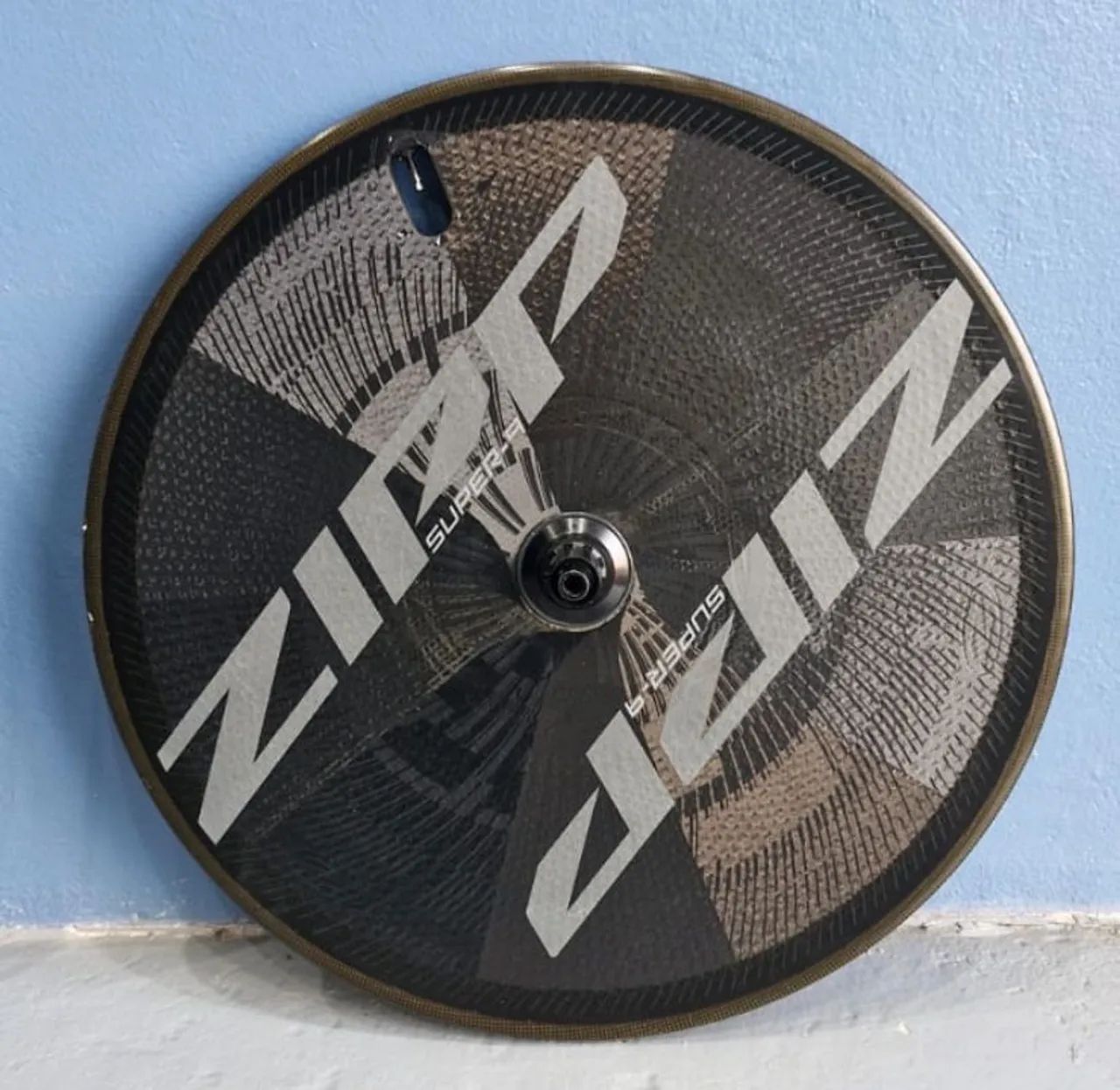 Roda Zipp Super 9 - Fechada - Foto 2