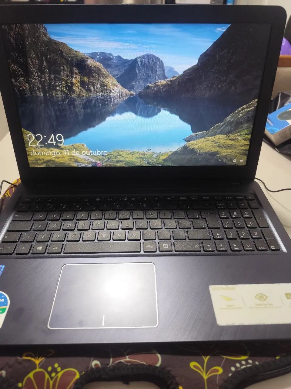 Notebook Asus 4GB RAM HD 500GB