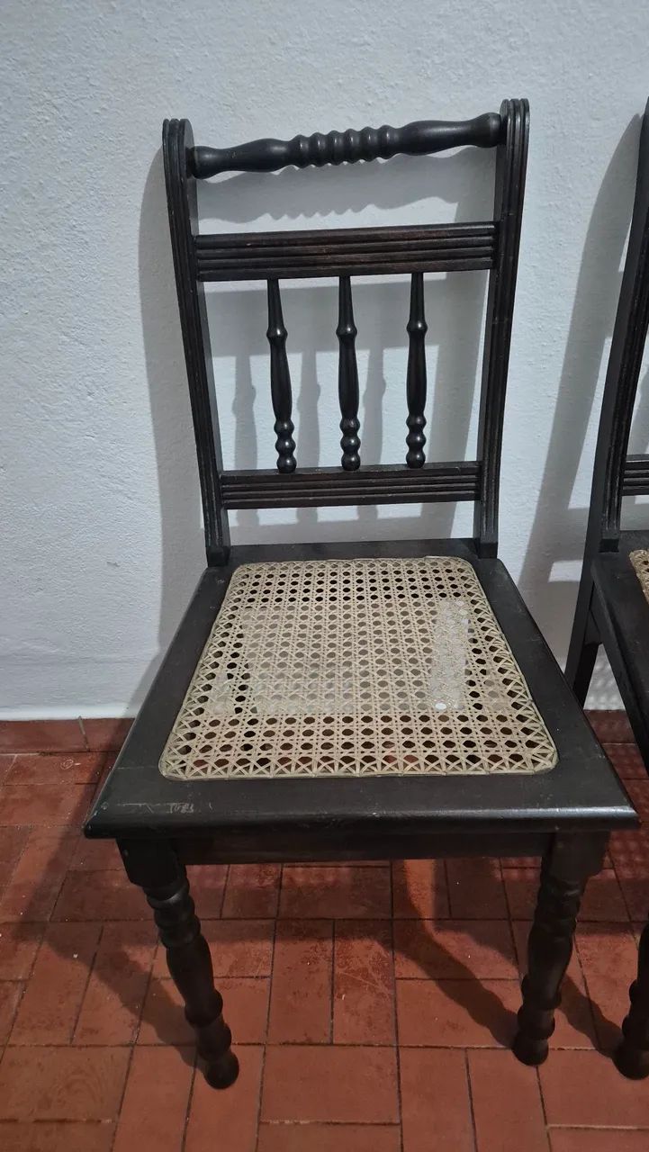 Jogo 4 Cadeiras de Madeira Rústica - Estilo Colonial Assento em Palhinha  - Foto 2