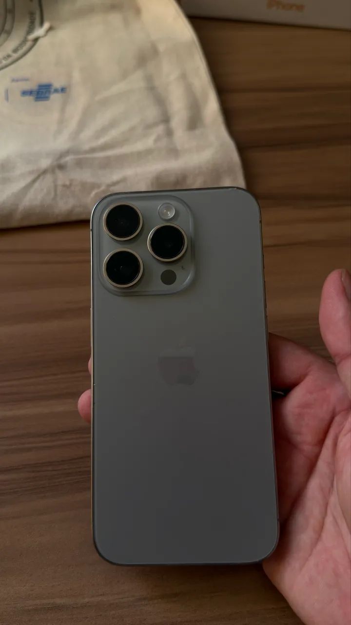 Vendo iPhone 15 pro 256GB - Foto 2