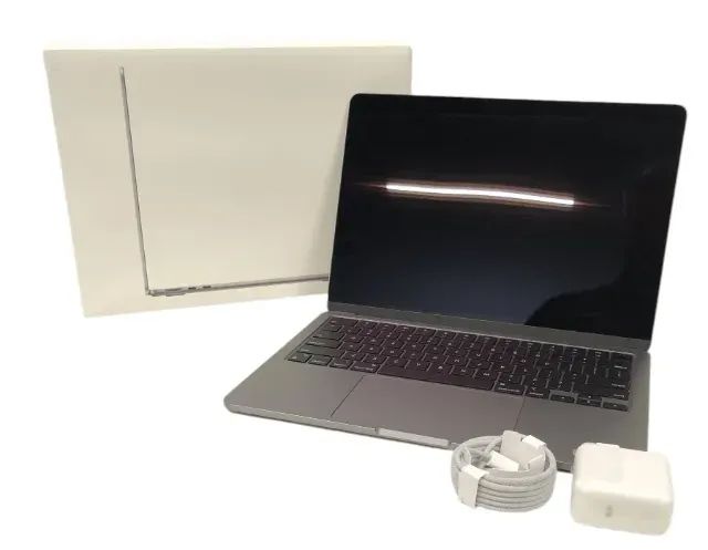 MacBook Air M3 13