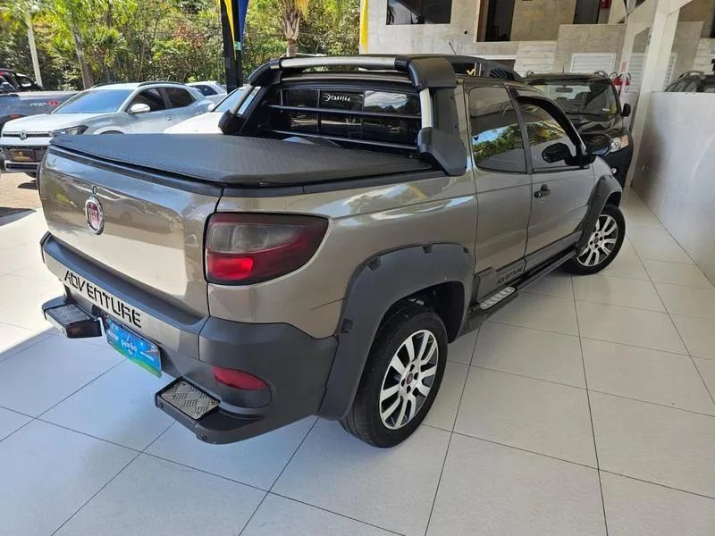 Fiat Strada Adventure Ext. 1.8 Dual. Flex CD 2014 - Foto 4