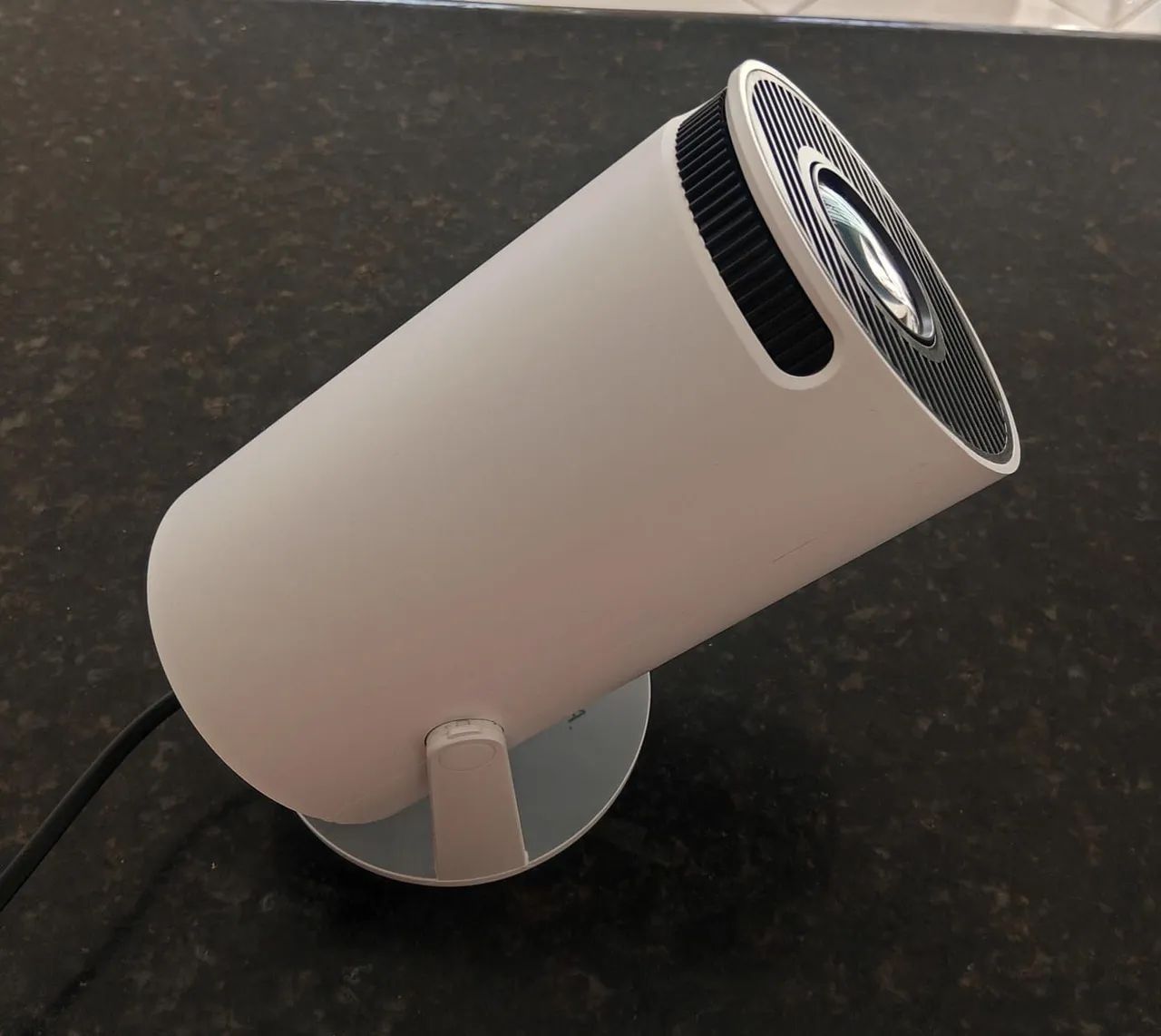 Combo Mini Projetor + Caixa de Som JBL