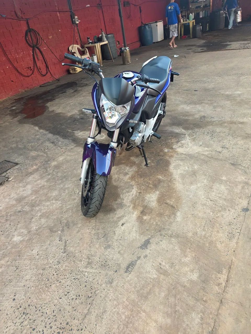 CB 300 - Foto 2