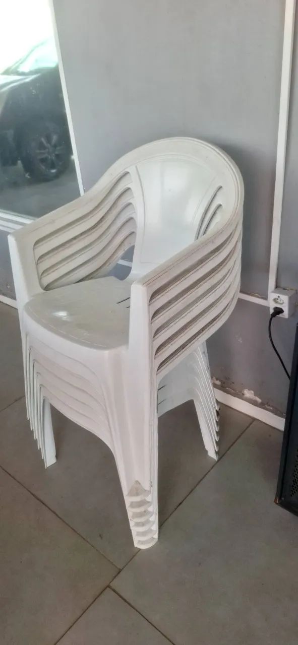 Cadeiras de plástico 6 unidades 