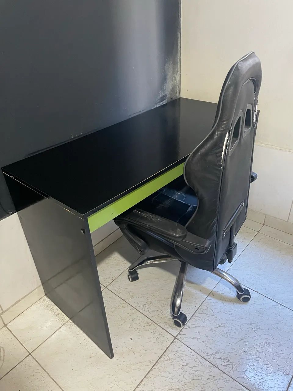 Mesa gamer e cadeira de brinde  - Foto 3