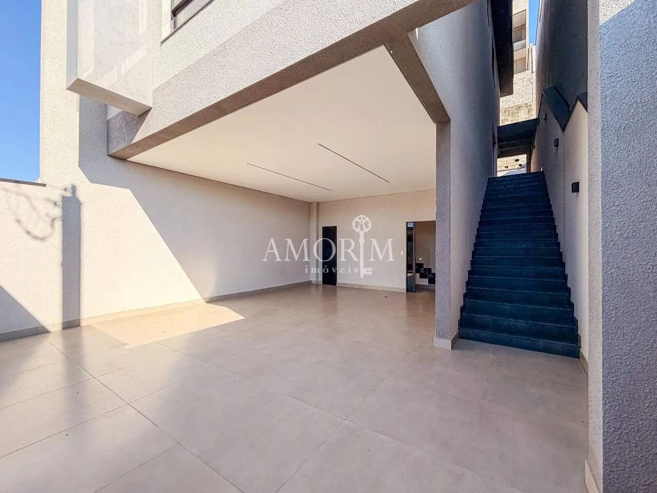 CASA À VENDA COM 3 SUÍTES - PORTAL DOS IPÊS - Foto 2