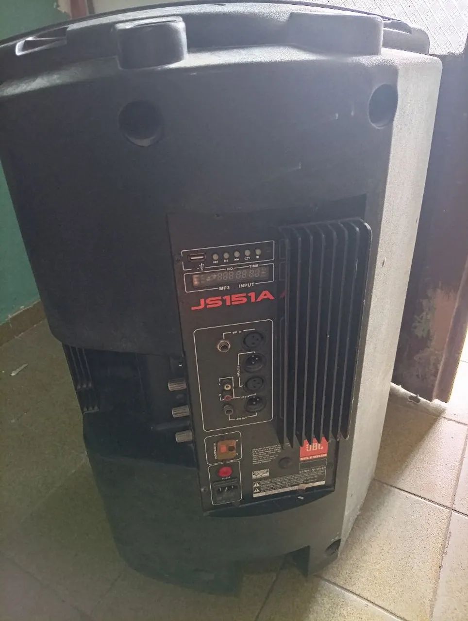 Caixa JBL profissional  - Foto 3