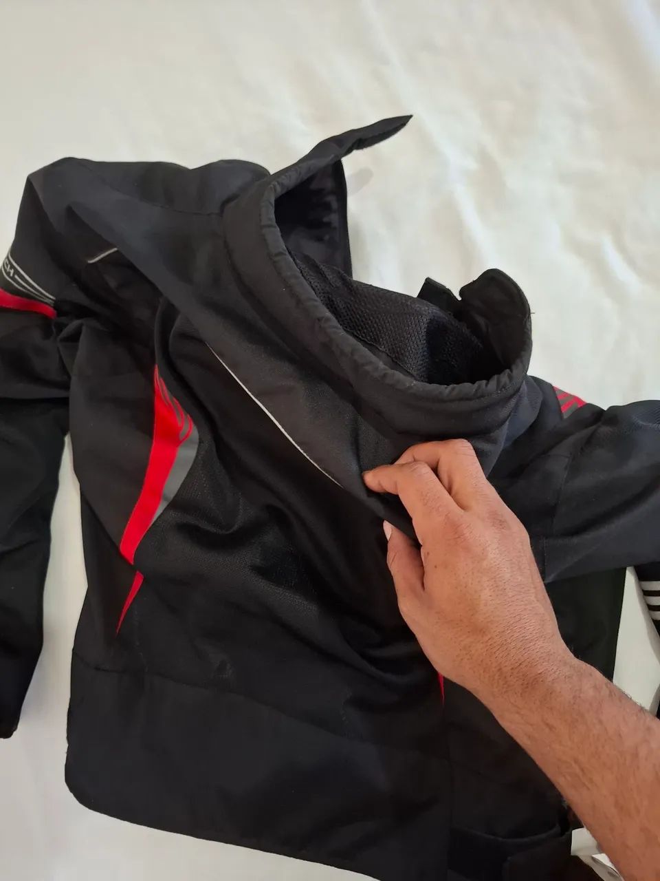 Jaqueta moto usado 2 vezes estado de nova - Foto 3