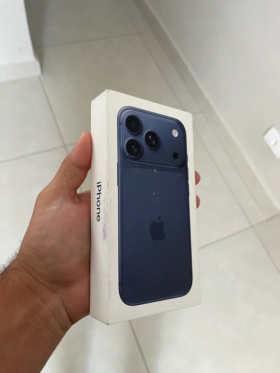 IPHONE 17 PRO 256GB AZUL - LACRADO - Foto 2