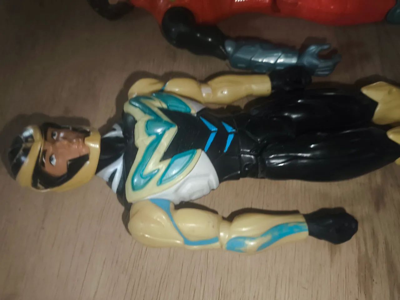 Dois bonecos Max steel  - Foto 2