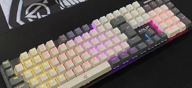TECLADO MECANICO468279611234068483
