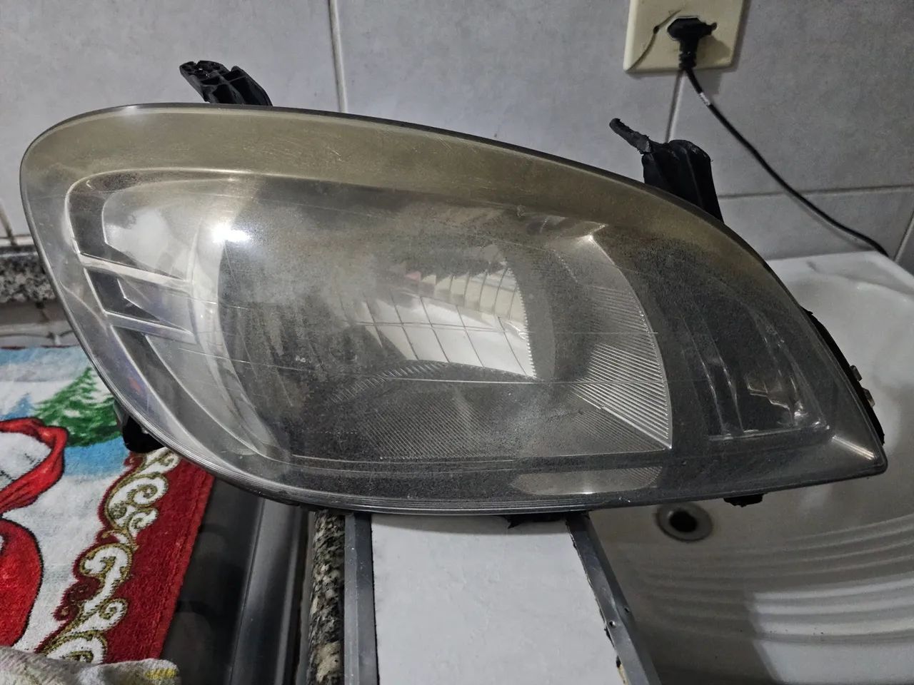 Farol Lanterna Dianteiro Direito Gm Celta 2012 Direito/passageiro Usado