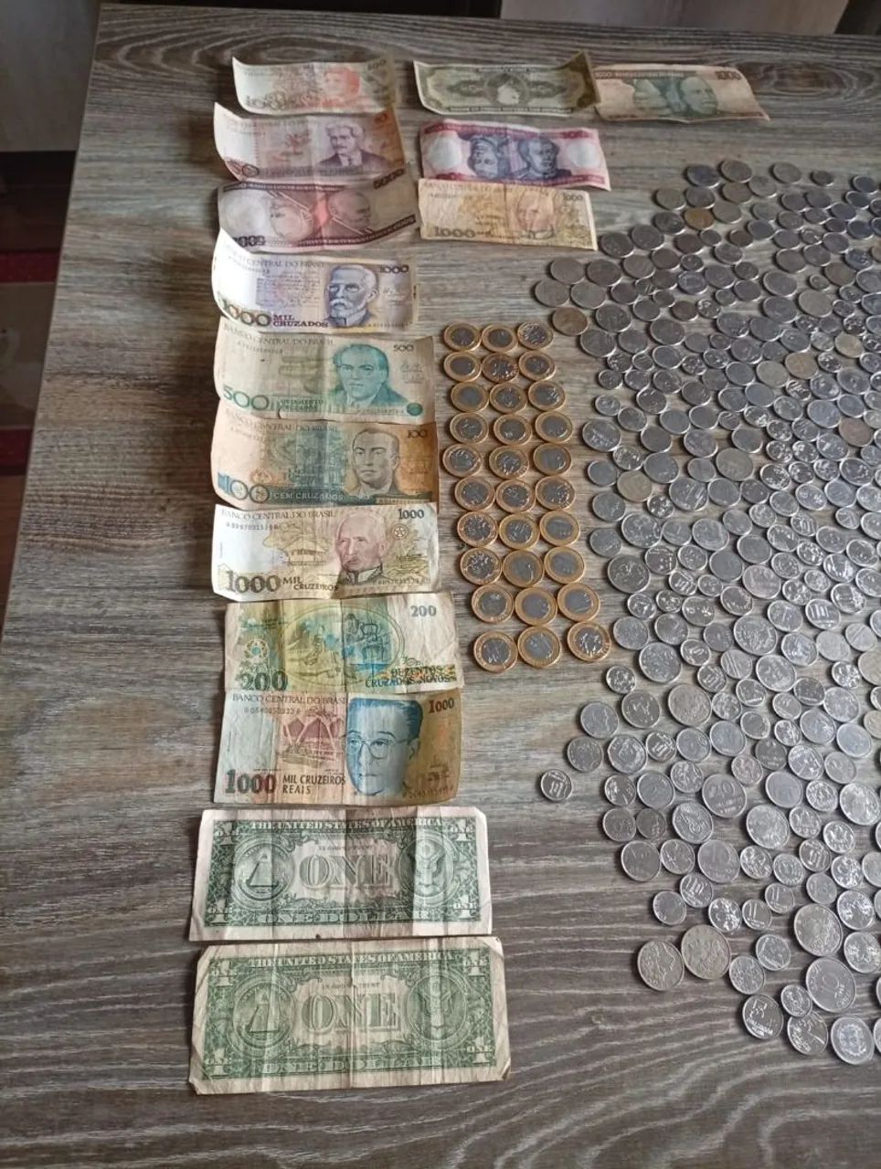 Moedas antigas, comemorativas e cédulas antigas  - Foto 2