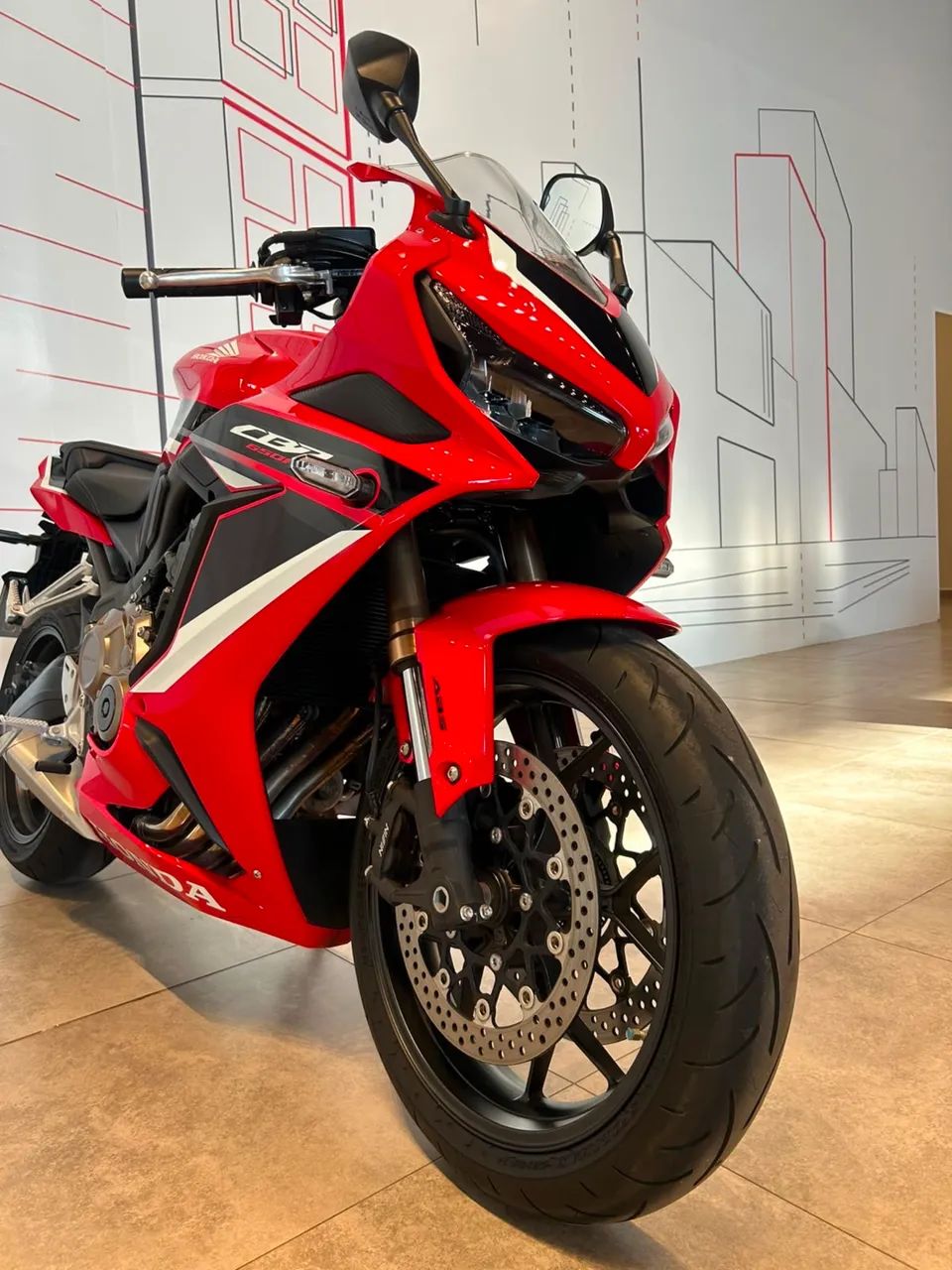 CBR 650 R - Foto 5