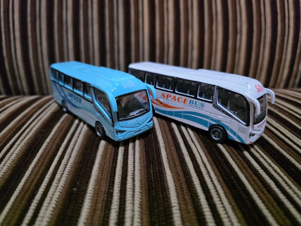 Ônibus HO, Ferromodelismo - trens - Foto 2