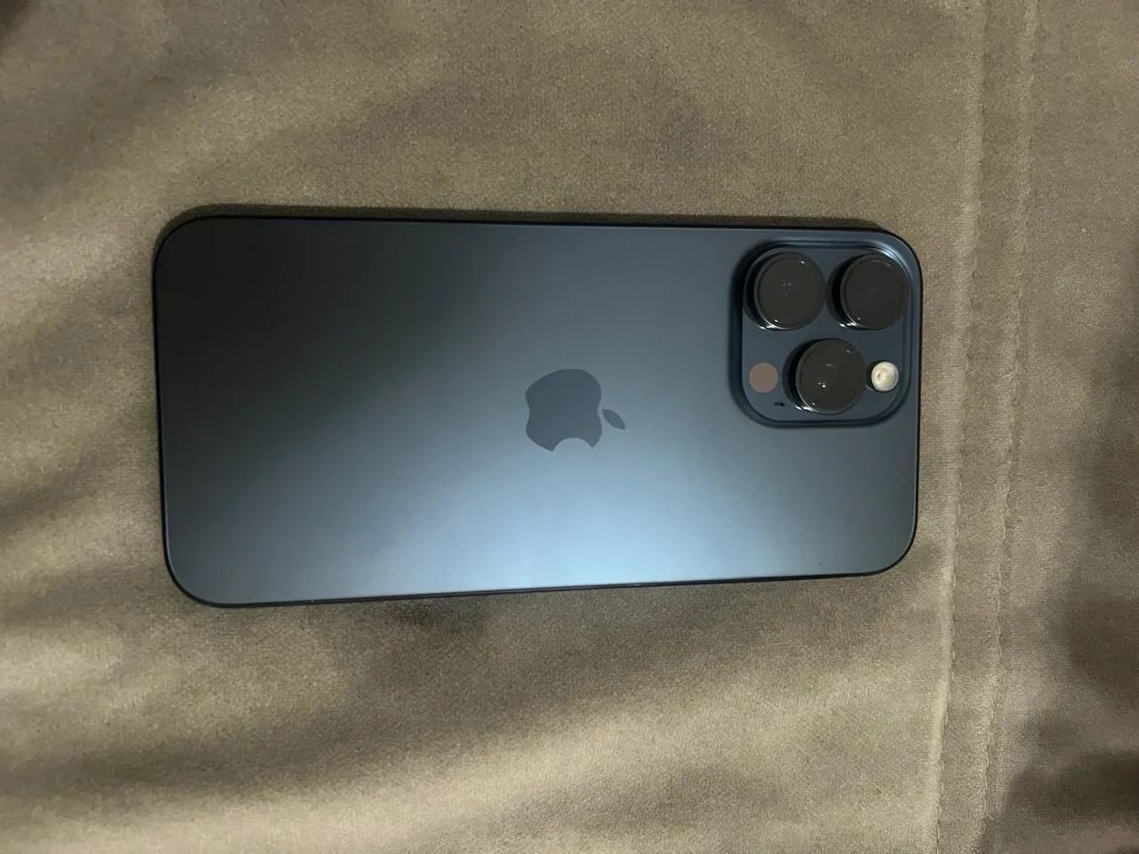 iPhone 15 pro Max 256 - Foto 3